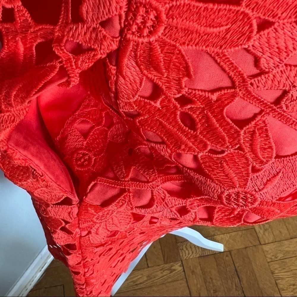Banana Republic Embroidered V-Neck Dress in Reddish Orange Color in Size 6 - Picture 12 of 13